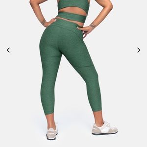 Outdoor voices warm up legging 3/4 - hunter green